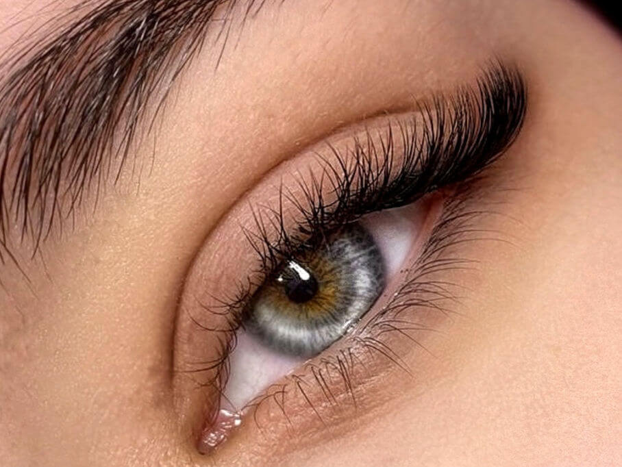 5 Myths About Eyelash Extensions - 1f5f29 f00c4890cbd647c1964e96016706a6dbmv2 6