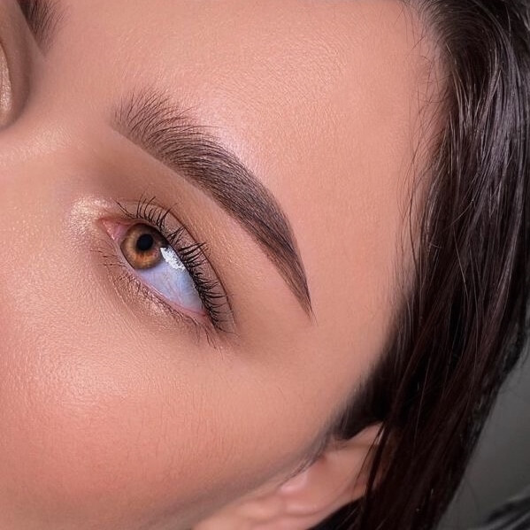 Expert Eyebrow Trimming Services in Toronto - Brows shaping and tinting after 1 2