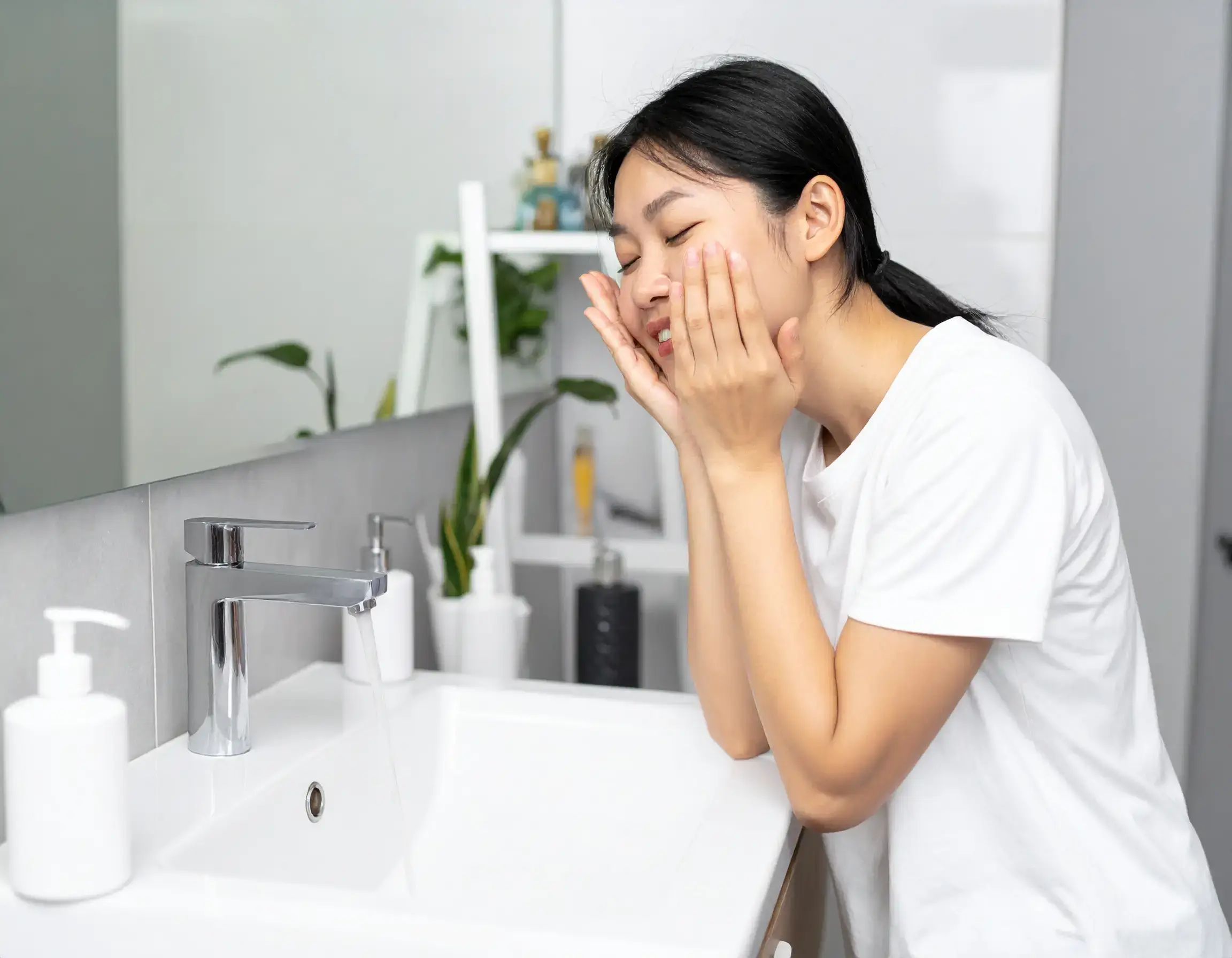 How to Clean Lash Extensions Without Lash Shampoo: Safe, Budget DIY Tips - 2 2