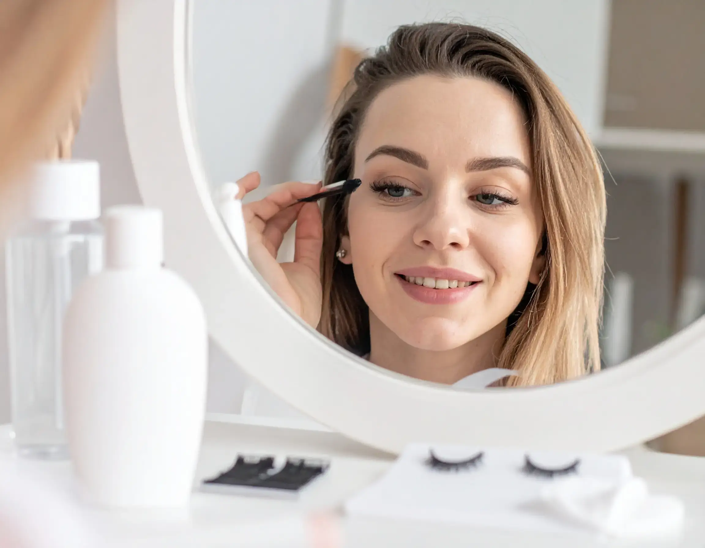 How to Clean Lash Extensions Without Lash Shampoo: Safe, Budget DIY Tips - c 35